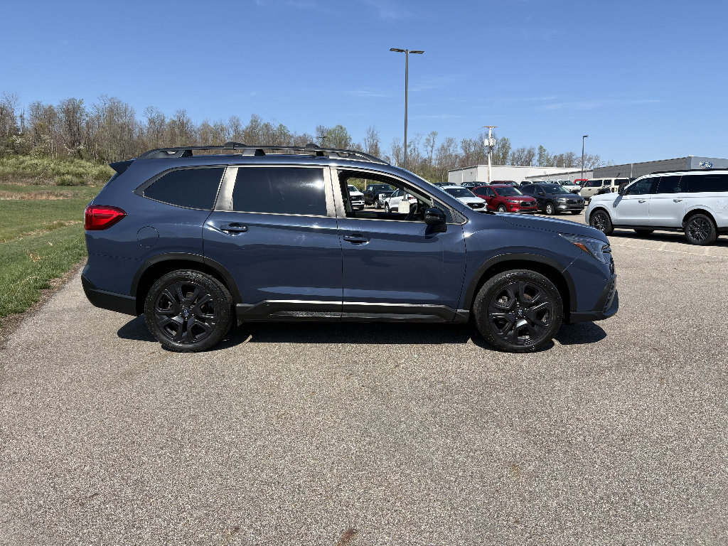 Used 2023 Subaru Ascent Onyx Edition AWD/4WD image 6