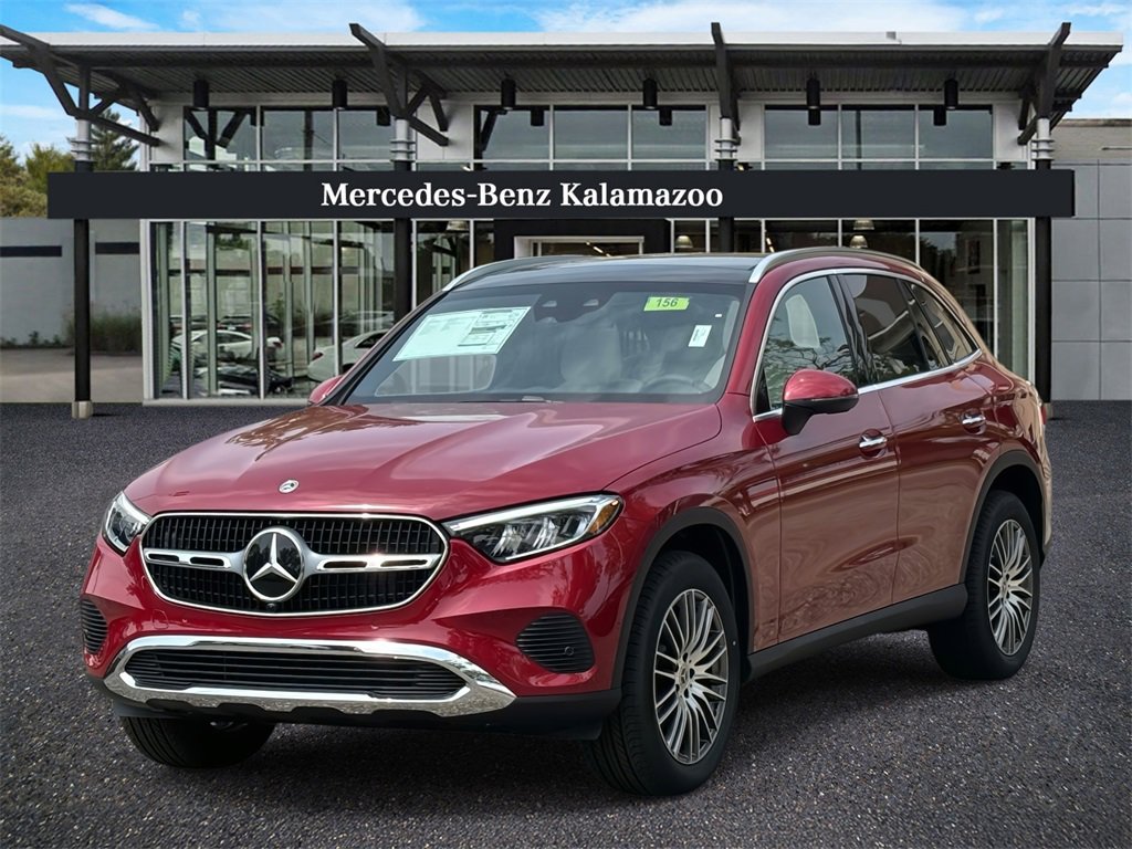 New 2025 Mercedes-Benz GLC 300 4MATIC