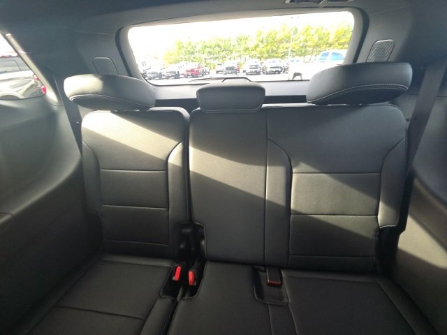 New 2026 Chevrolet Traverse LT image 26