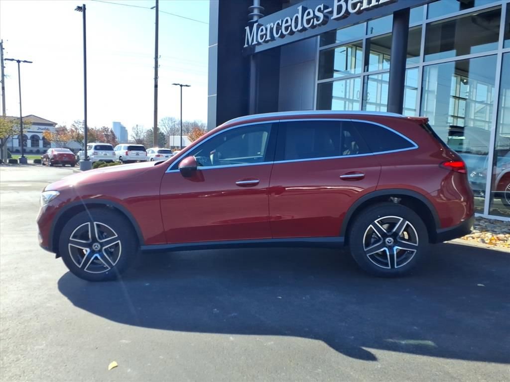 Certified 2026 Mercedes-Benz GLC 300 4MATIC image 3
