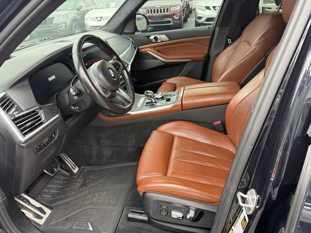 Used 2021 BMW X7 xDrive40i w/ M Sport Package image 6