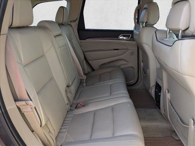 Used 2017 Jeep Grand Cherokee Overland w/ Jeep Active Safety Group image 22