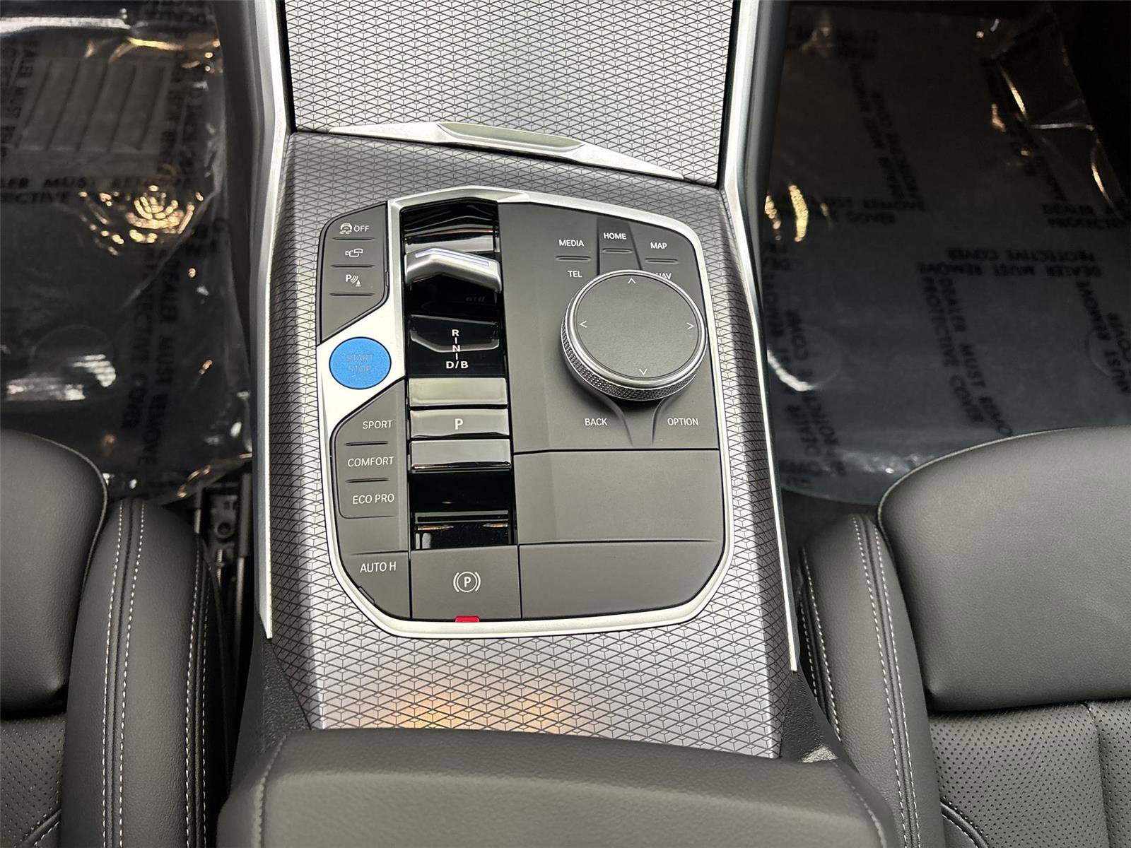 Used 2025 BMW i4 xDrive40i w/ Parking Assistance Package image 23