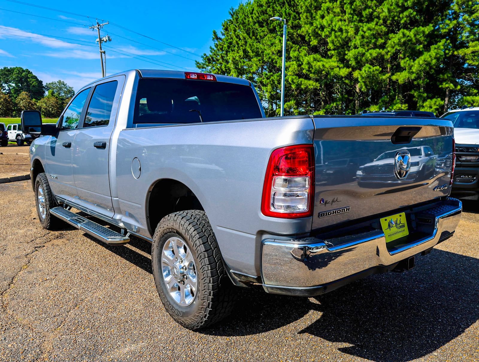 Used 2023 RAM 3500 Big Horn w/ Level 1 Equipment Group AWD/4WD image 5
