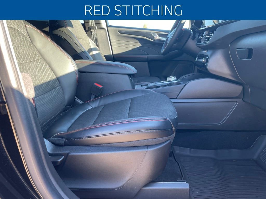 Used 2023 Ford Escape ST-Line w/ Tech Pack #1 image 17