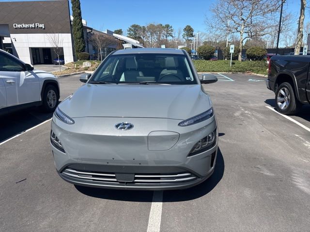 Used 2023 Hyundai Kona Limited w/ Cargo Package image 3