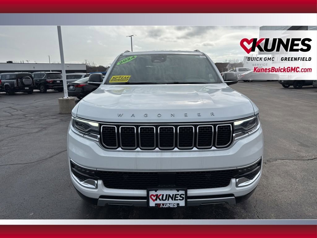 Used 2024 Jeep Wagoneer L Series II w/ Flexible Seating Group AWD/4WD image 12