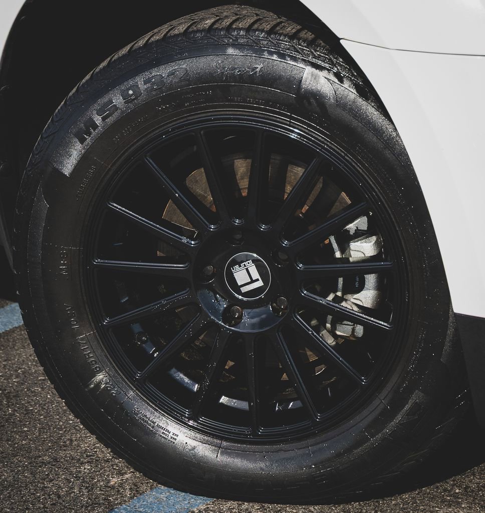 Used 2015 Chevrolet Equinox LT image 2