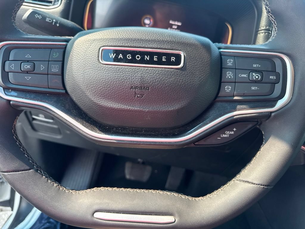 Used 2022 Jeep Wagoneer Series I w/ Convenience Group I AWD/4WD image 22