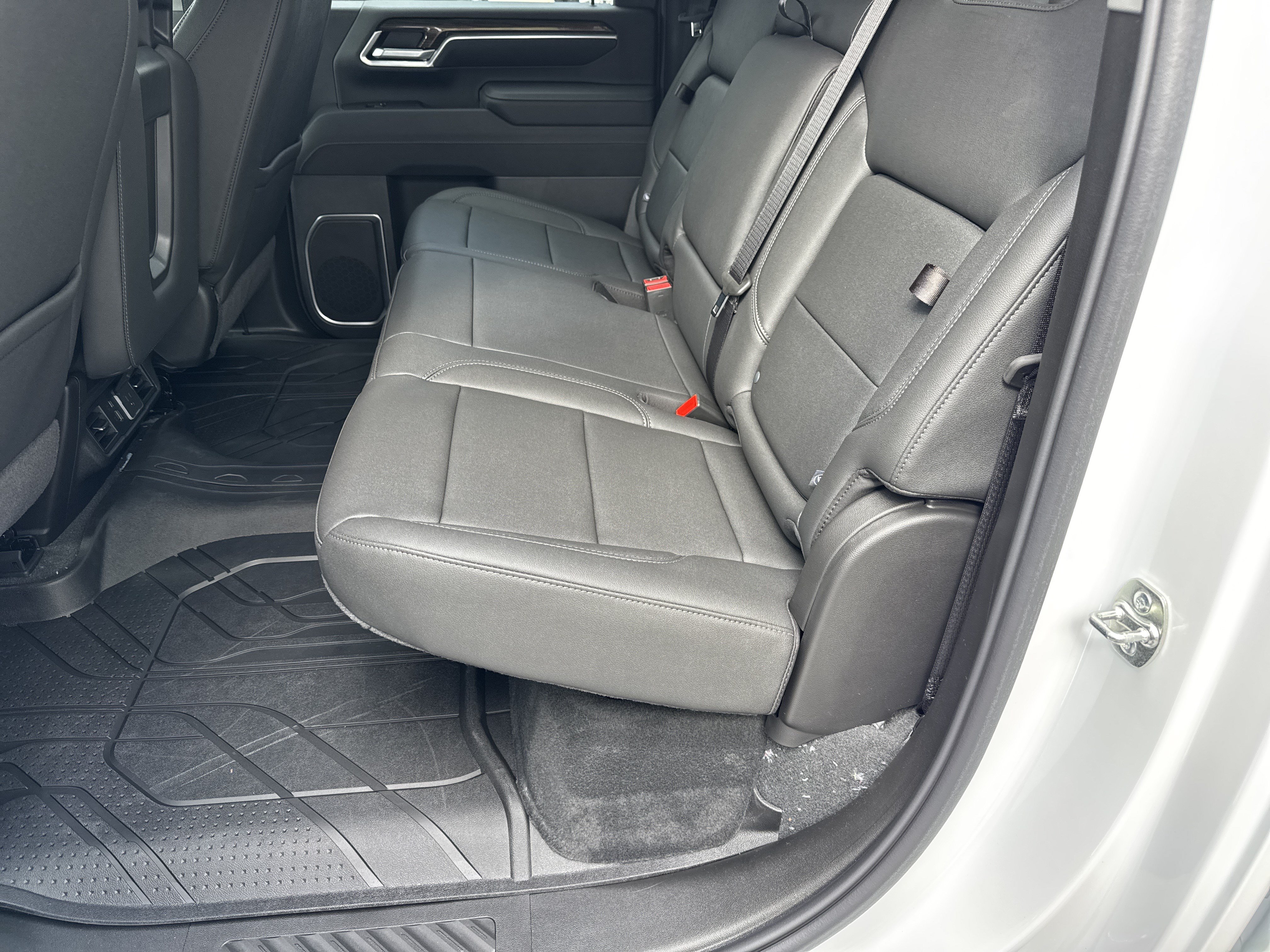 New 2026 Chevrolet Silverado 3500 LT w/ All Star Edition AWD/4WD image 17