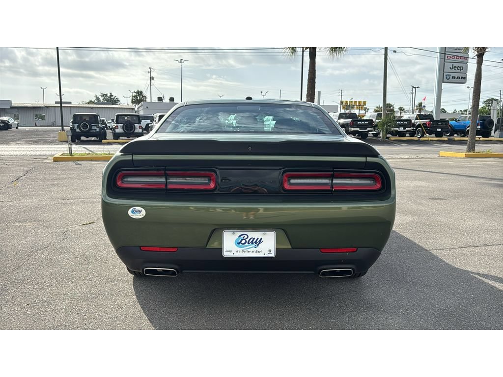 Used 2022 Dodge Challenger SXT w/ Blacktop Package RWD image 5