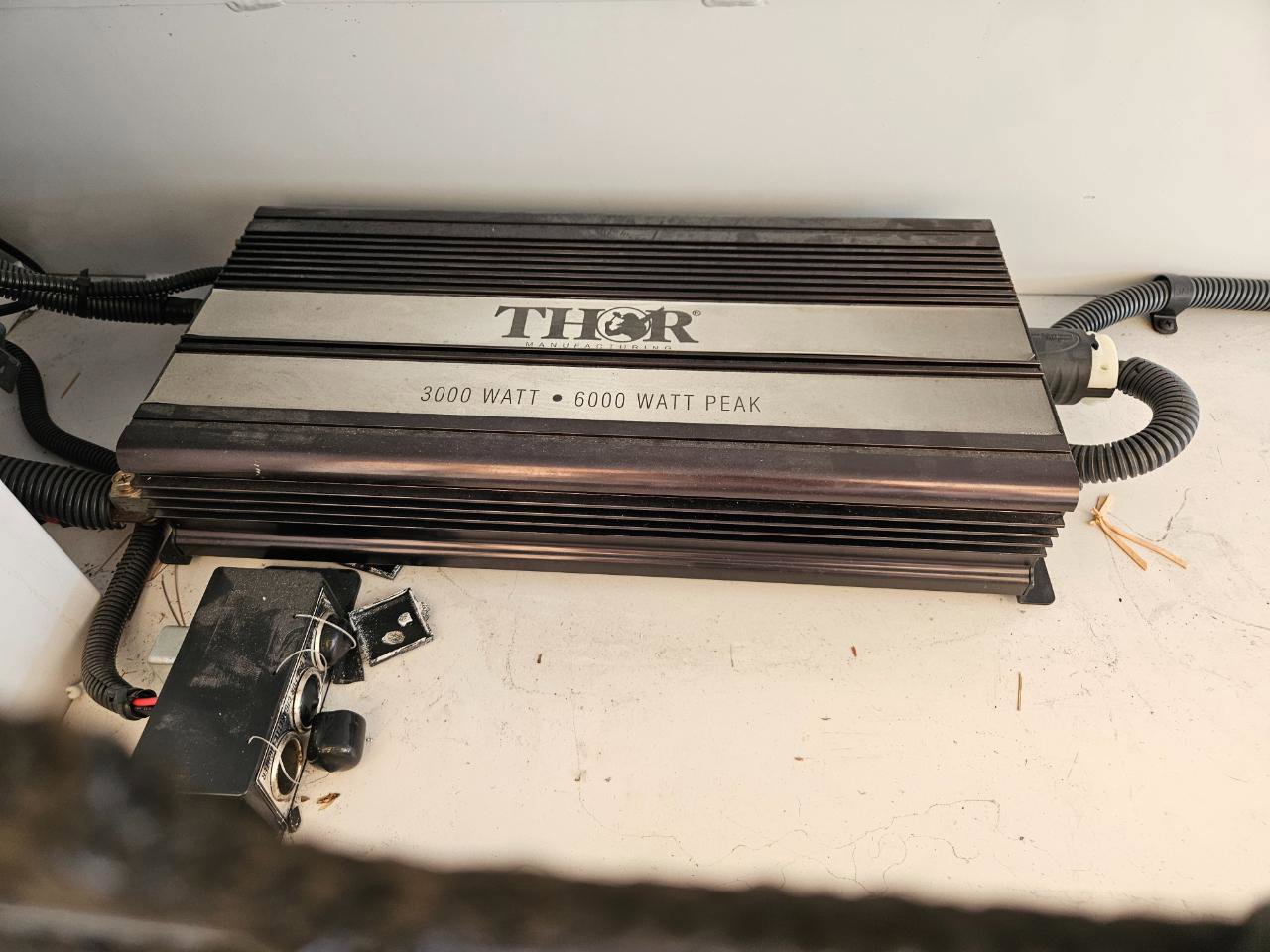 Used 2012 Ford E-350 and Econoline 350 Super Duty w/ PWR Locks & Windows Group image 30