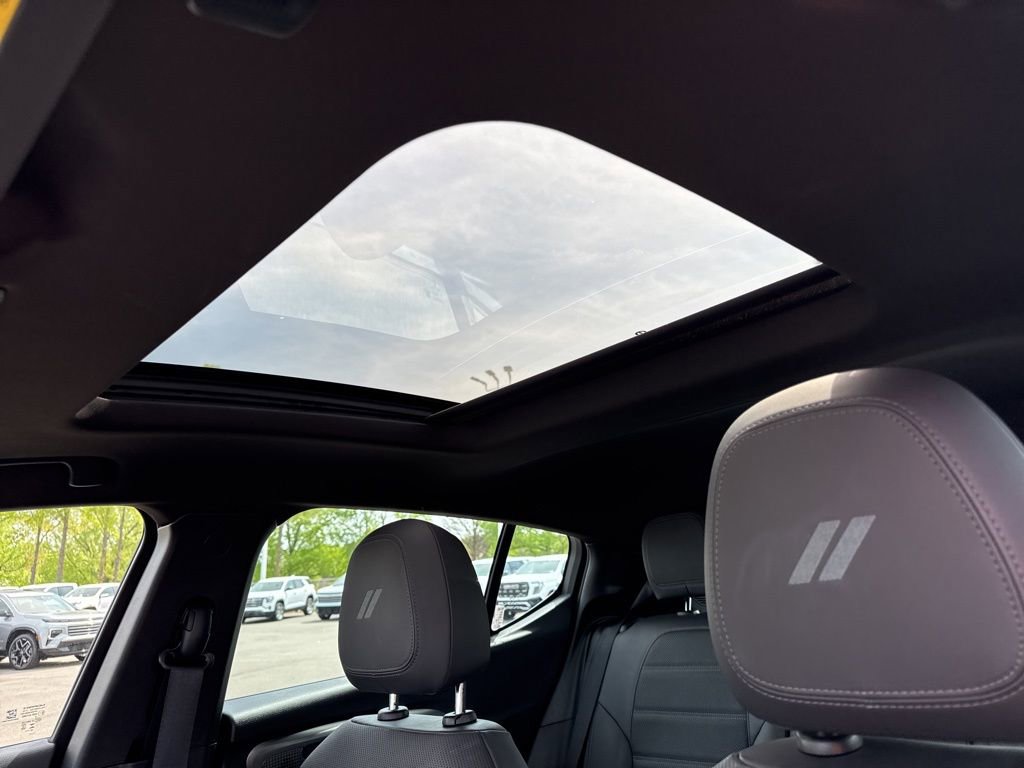 Used 2024 Dodge Hornet R/T Plus w/ R/T Blacktop Package image 12