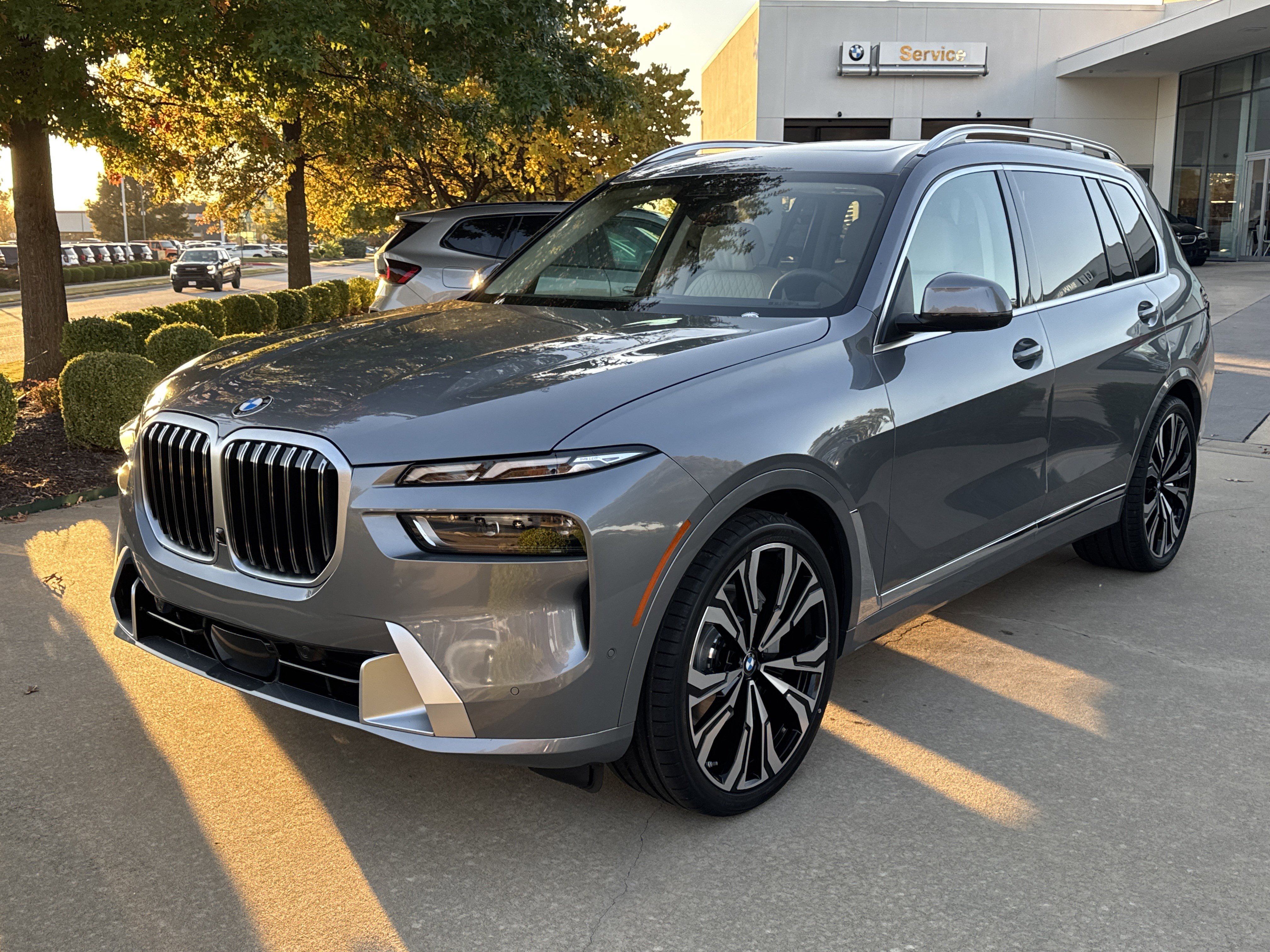 New 2026 BMW X7 xDrive40i w/ Executive Package