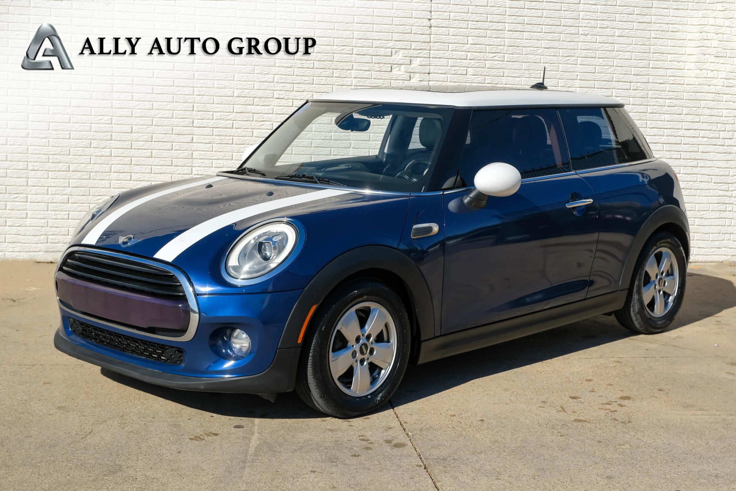 Used 2017 MINI Cooper 2-Door Hardtop w/ Premium Package