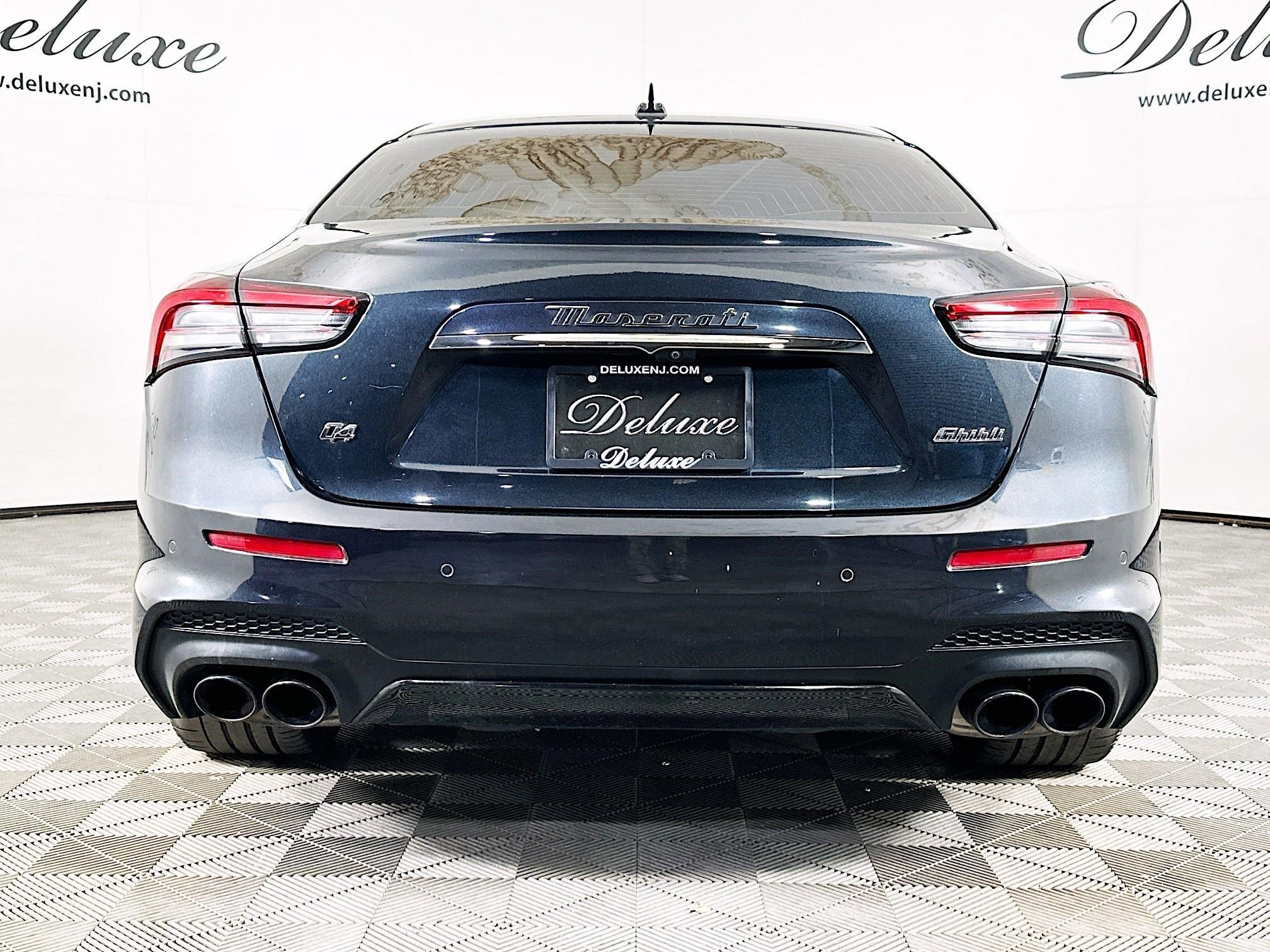 Used 2023 Maserati Ghibli Modena Q4 AWD/4WD image 5