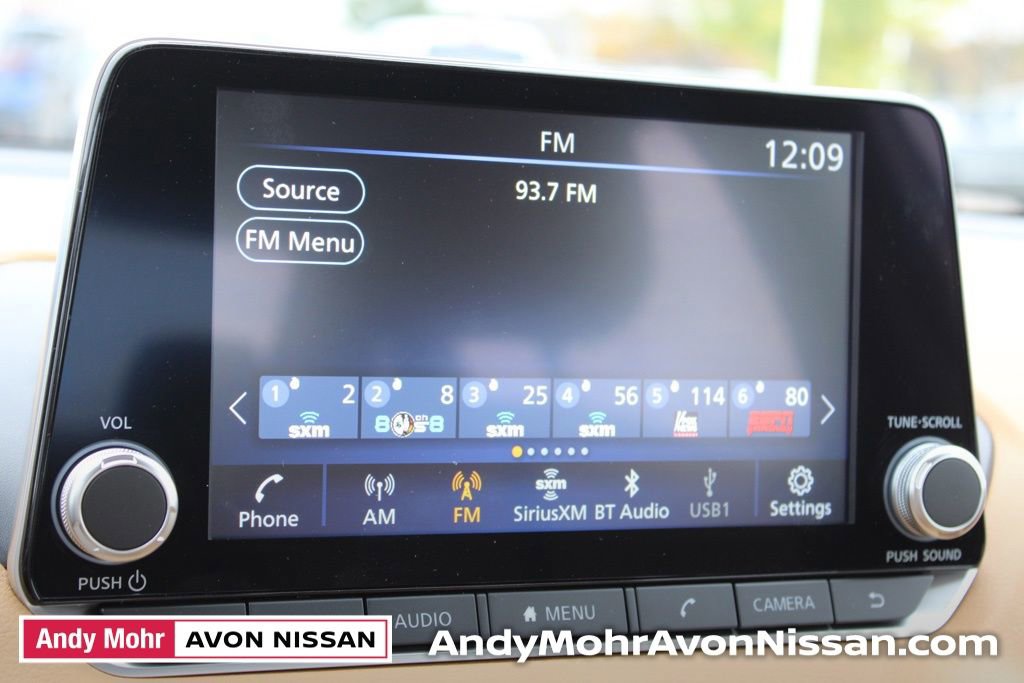 New 2025 Nissan Sentra SV w/ SV Premium Package image 24