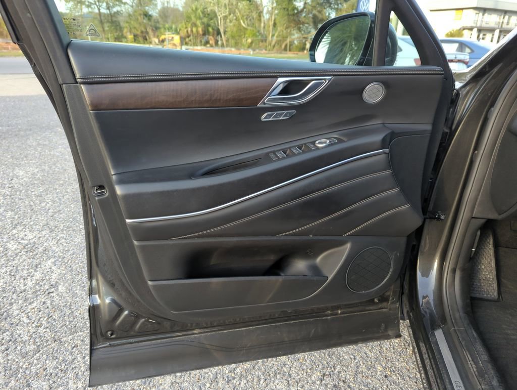 Used 2024 Genesis GV80 2.5T image 18