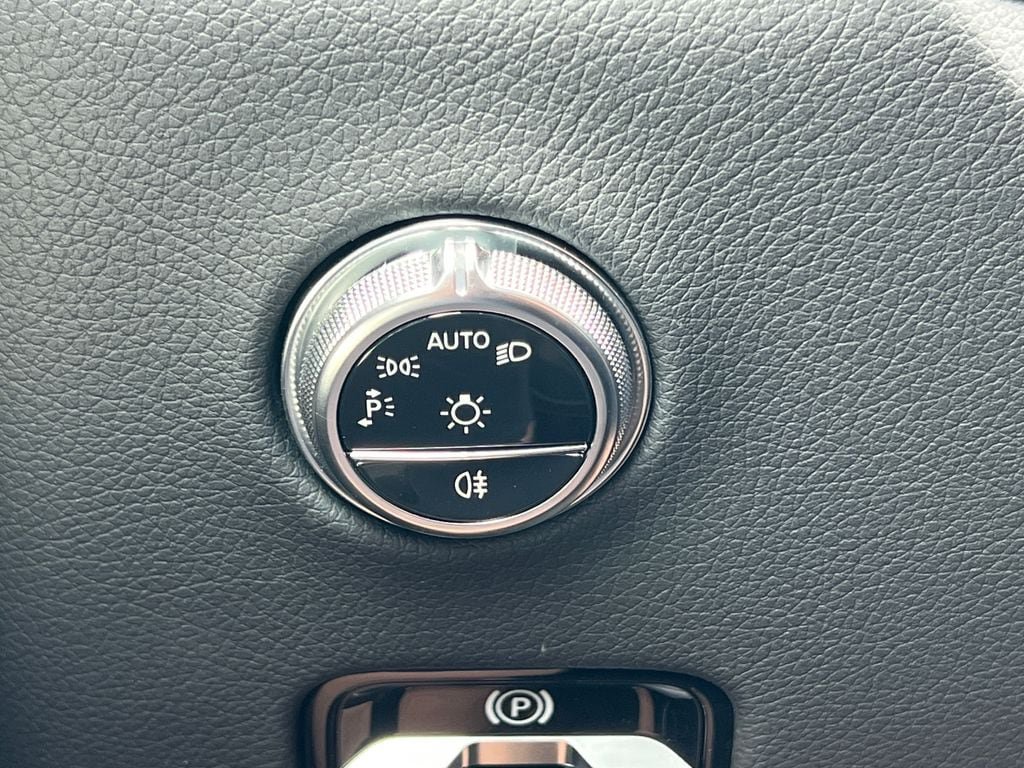 Certified 2023 Mercedes-Benz GLC 300 4MATIC image 23