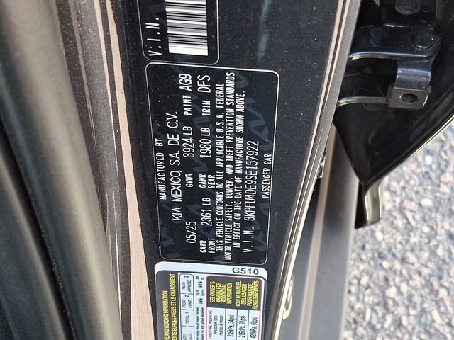 Certified 2025 Kia K4 EX image 28