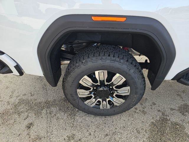 New 2026 GMC Sierra 2500 Denali w/ Denali Reserve Package image 14