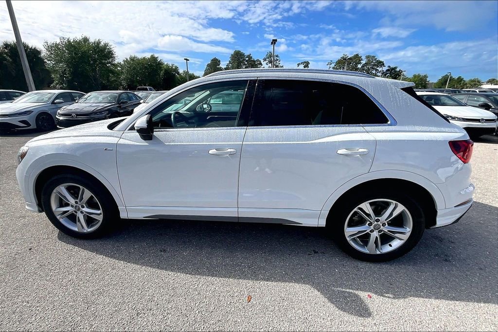 Used 2020 Audi Q3 2.0T Premium Plus w/ Premium Plus Package image 8