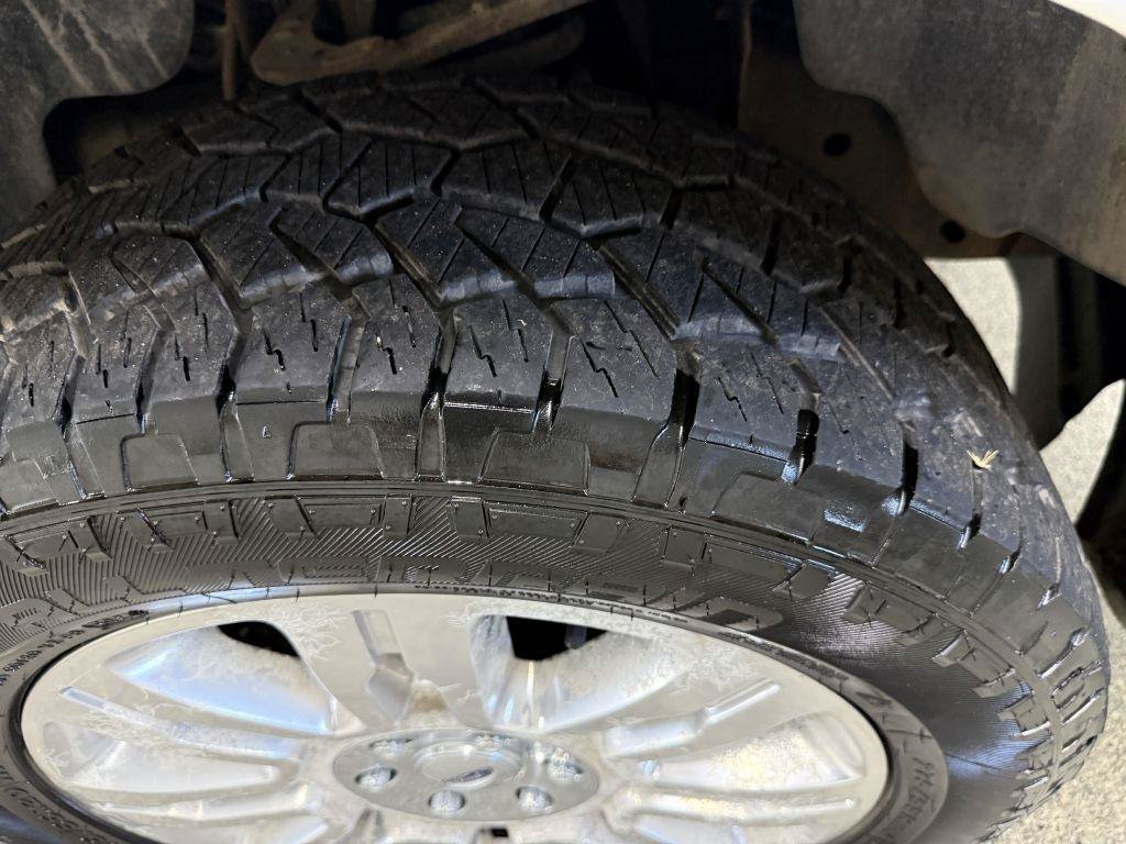 Used 2012 Ford F150 Platinum AWD/4WD image 37