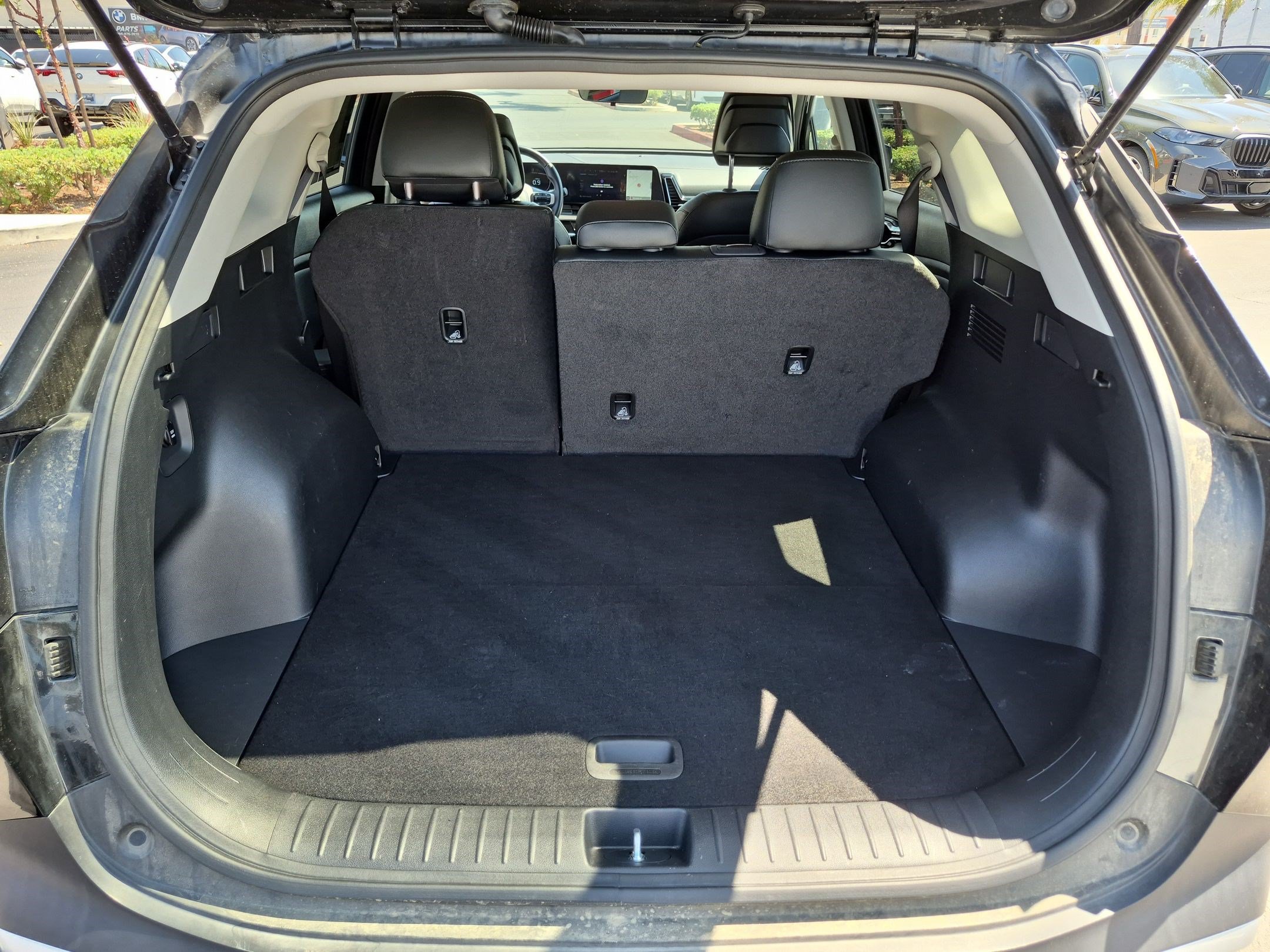 Used 2024 Kia Sportage EX FWD image 31