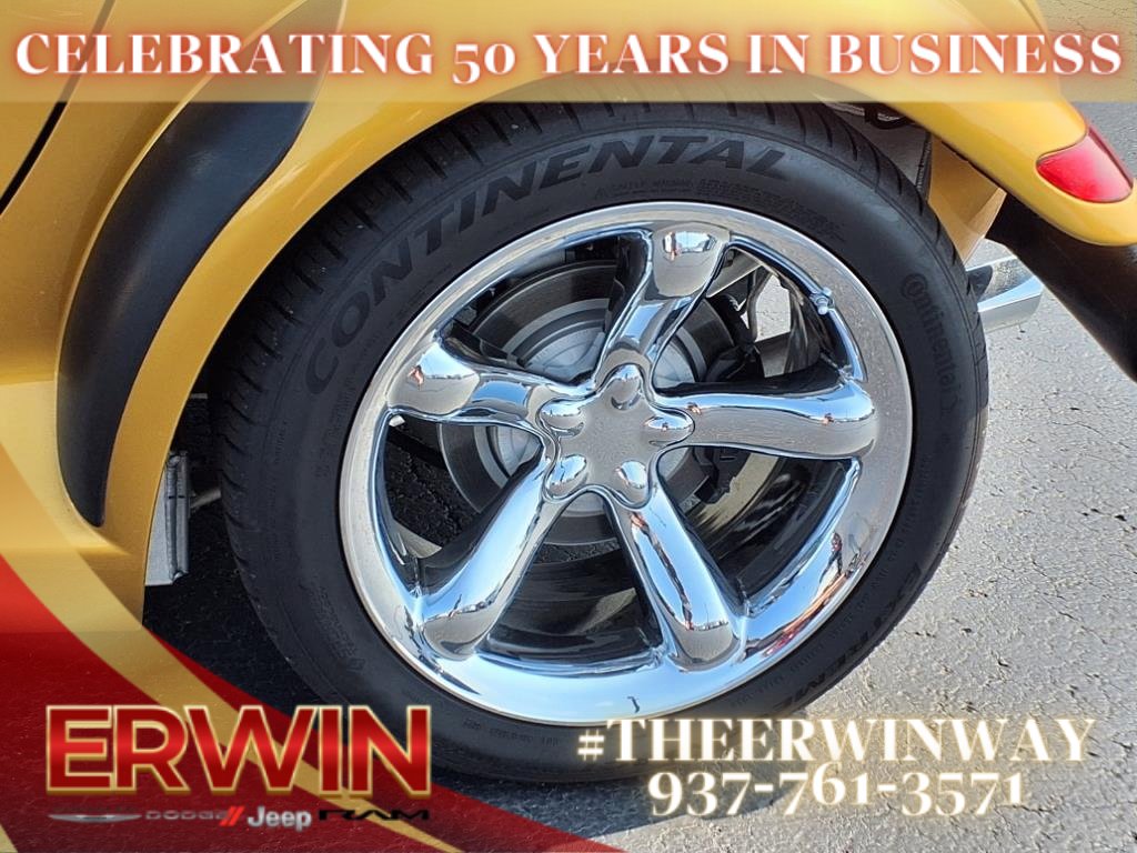 Used 2002 Chrysler Prowler image 11