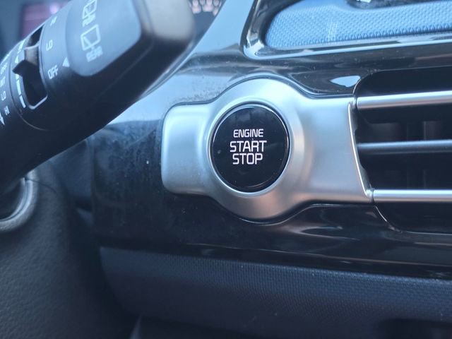 Used 2023 Kia Seltos Nightfall Edition image 23