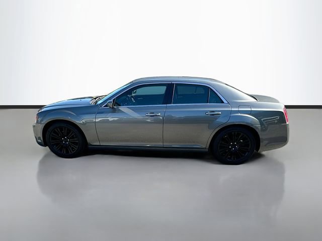 Used 2012 Chrysler 300 S RWD image 9