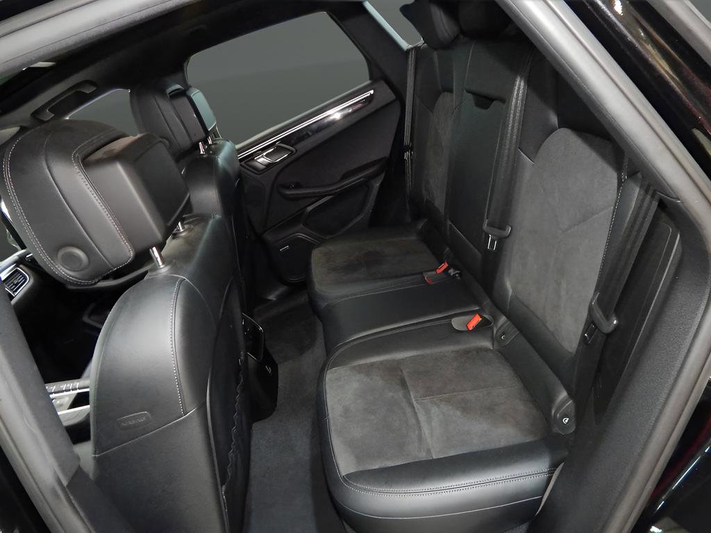 Used 2018 Porsche Macan Sport Edition image 31