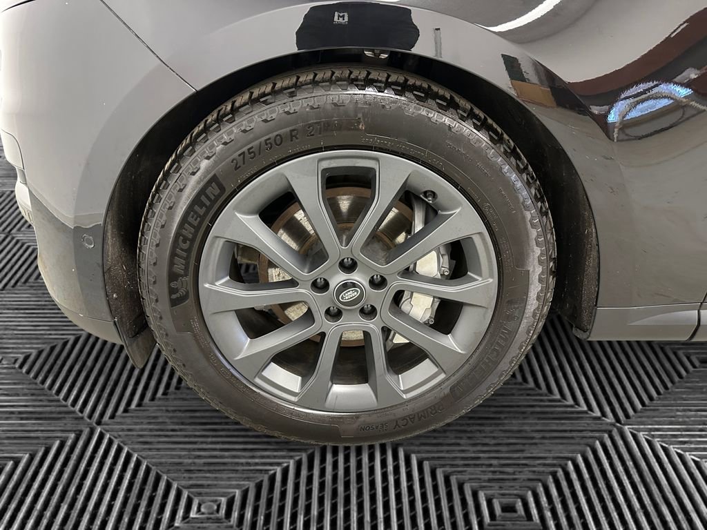 Used 2024 Land Rover Range Rover Sport SE AWD/4WD image 14