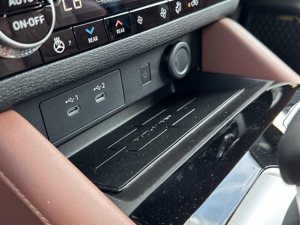 New 2026 Mitsubishi Outlander SEL FWD image 17