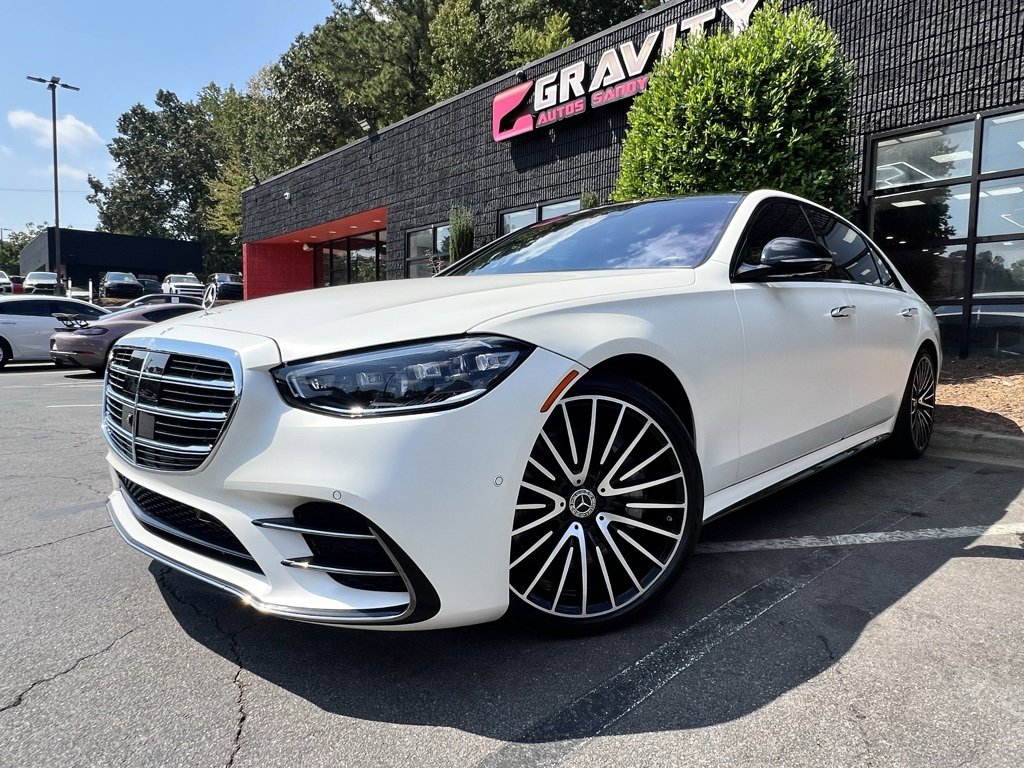 Used 2023 Mercedes-Benz S 580 4MATIC Sedan w/ AMG Line image 2