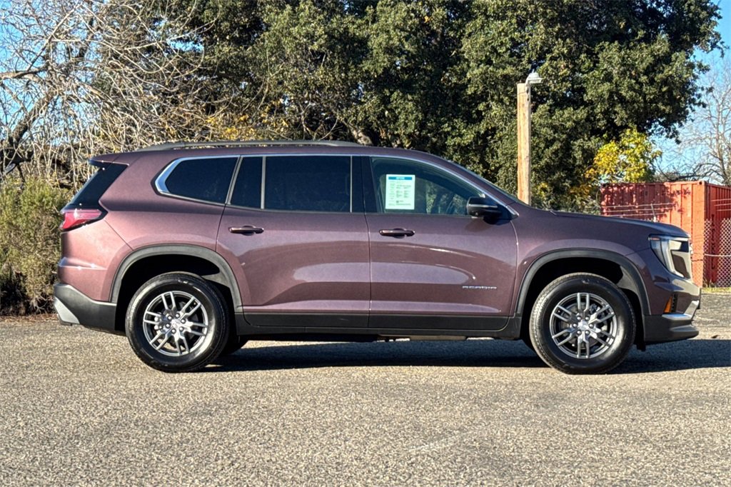 Certified 2025 GMC Acadia Elevation image 3