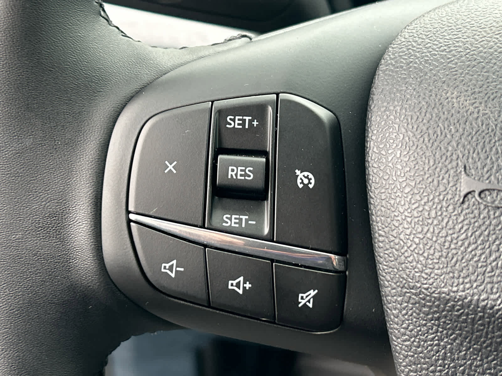 New 2025 Ford Maverick XLT w/ XLT Luxury Package image 26