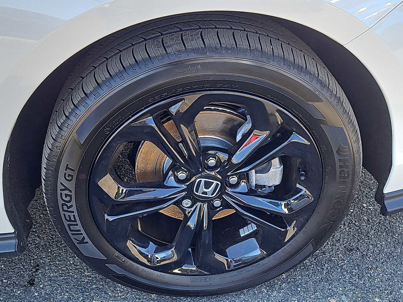 Certified 2025 Honda Accord SE image 9