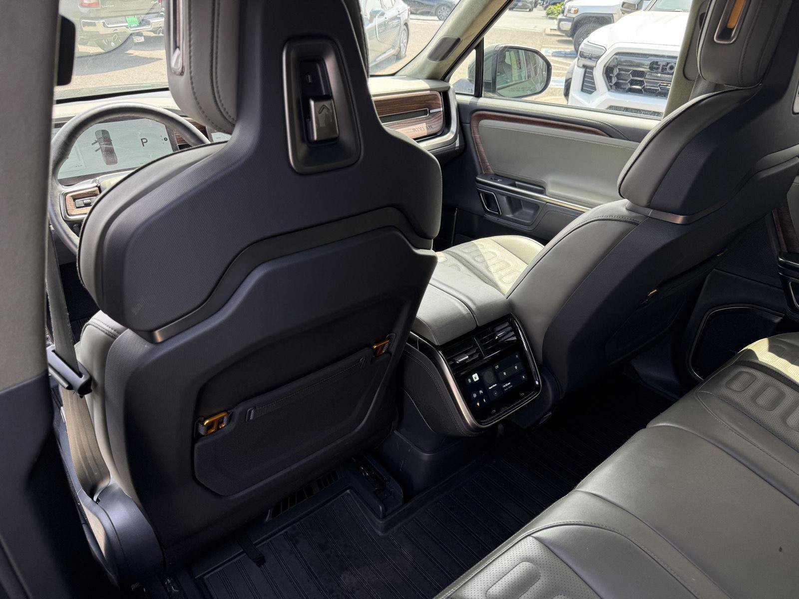 Used 2023 Rivian R1T Adventure AWD/4WD image 16