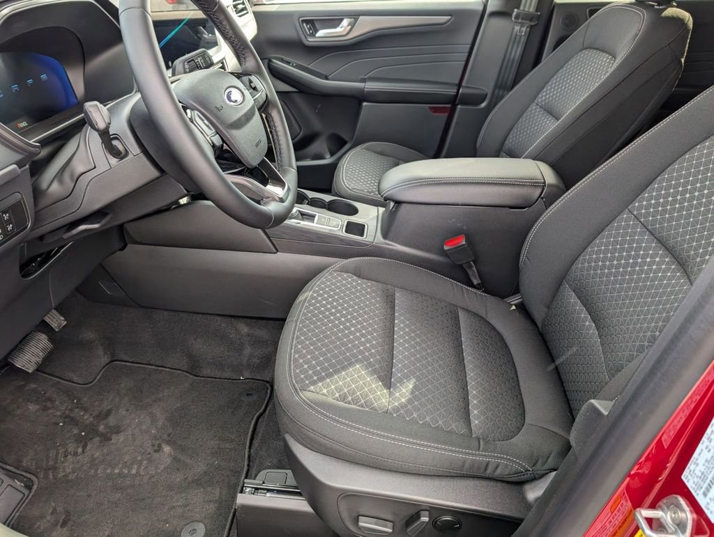 New 2026 Ford Escape Active w/ Active Premium Tech Pack image 19