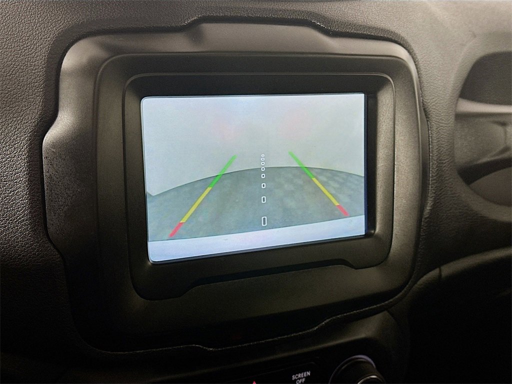 Used 2021 Jeep Renegade Latitude image 19