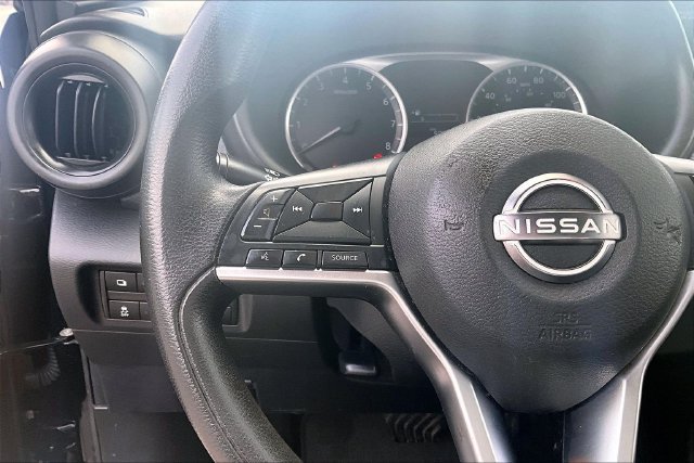 Used 2022 Nissan Kicks S FWD image 11