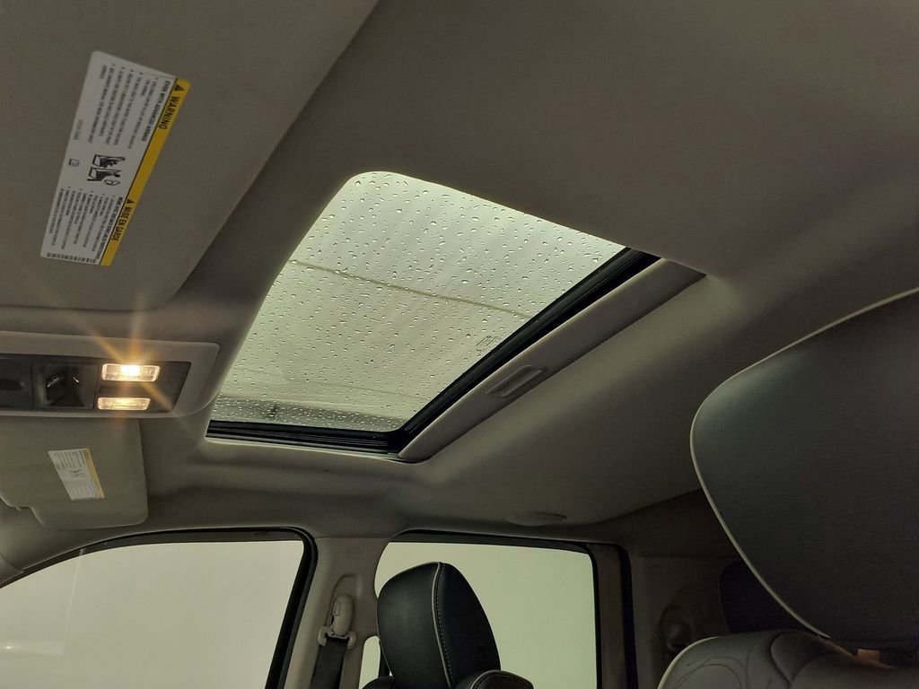 Used 2015 RAM 2500 Limited image 12