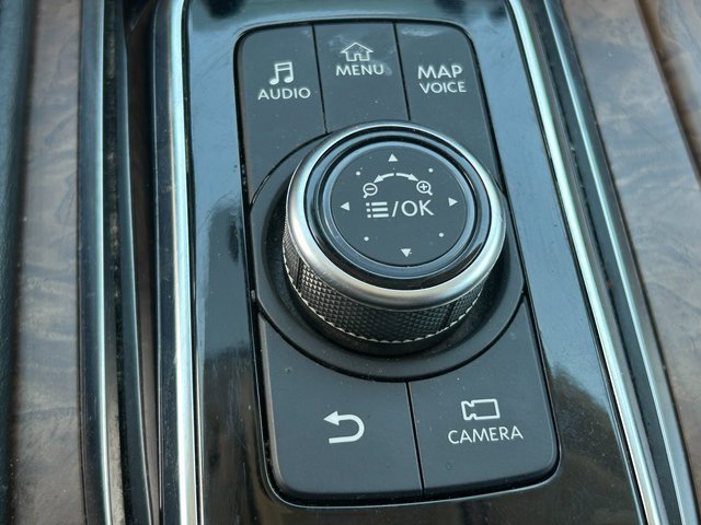 Used 2023 Nissan Armada SL w/ Captain's Chairs Package image 18