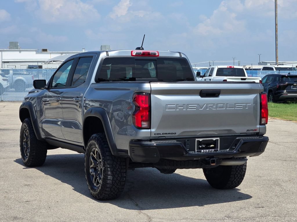 Certified 2024 Chevrolet Colorado ZR2 w/ ZR2 Convenience Package III AWD/4WD image 5