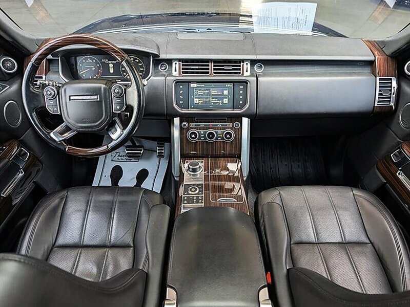 Used 2016 Land Rover Range Rover Supercharged AWD/4WD image 3