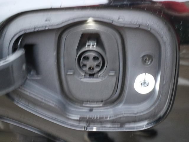 Used 2025 Ford Mustang Mach-E Premium AWD/4WD image 18