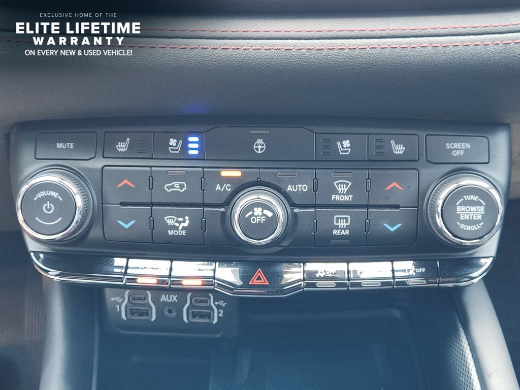 Used 2022 Dodge Durango R/T RWD image 16