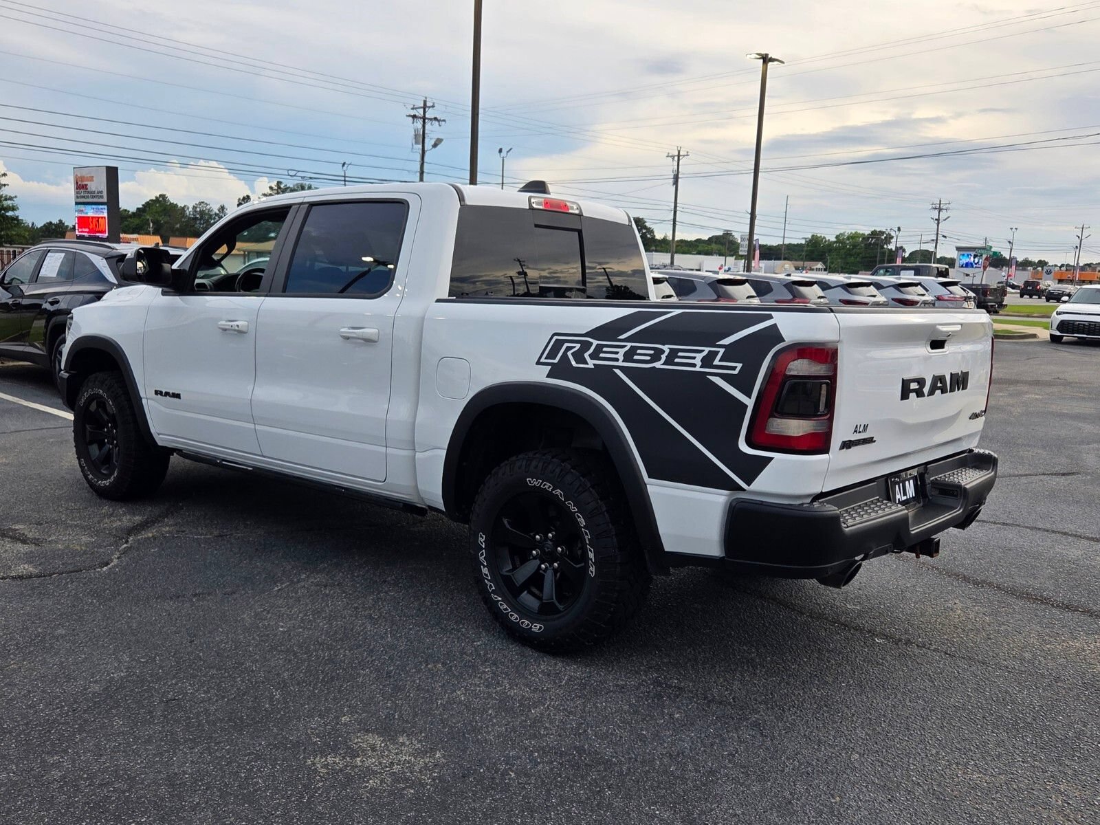 Used 2022 RAM 1500 Rebel w/ Rebel Level 2 Equipment Group AWD/4WD image 9