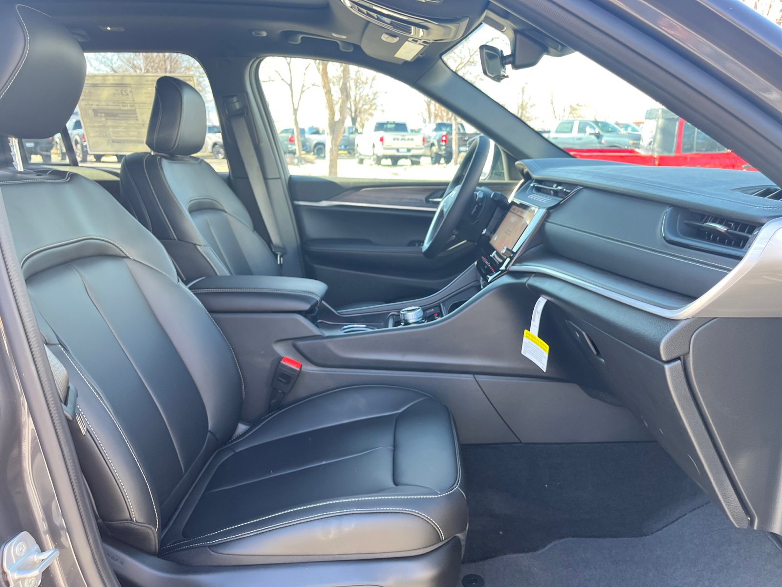 New 2026 Jeep Grand Cherokee Limited image 28